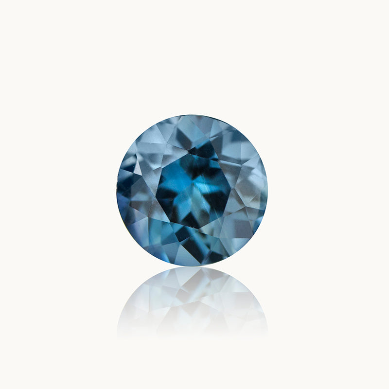 1.81 ct. Blue-Green Bi-Colour Round Sapphire
